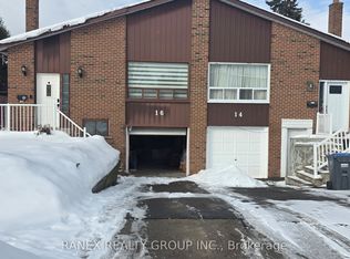 16 Lynwood Ct, Brampton, ON L6V2X4