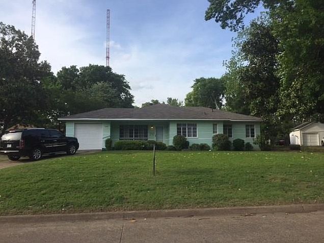 1st image of 1201 Briarwood Dr