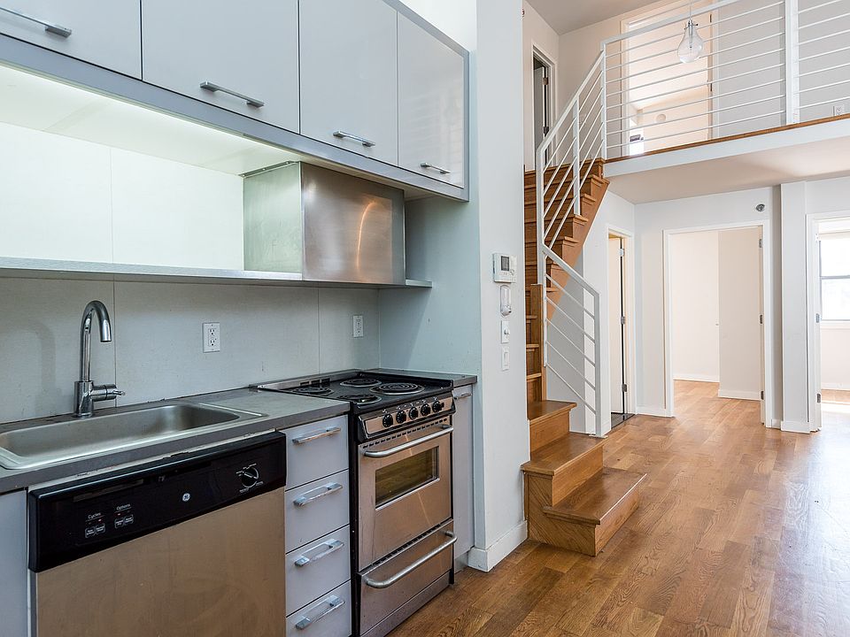 1st image of 100 Dupont St APT 1D