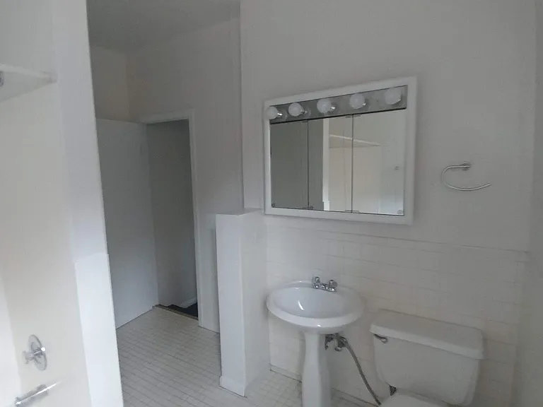 1243 W Hood Ave #2S — Photo 6