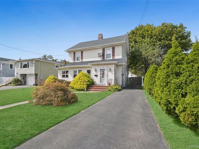 216 Jayne Avenue, Patchogue, NY, 11772