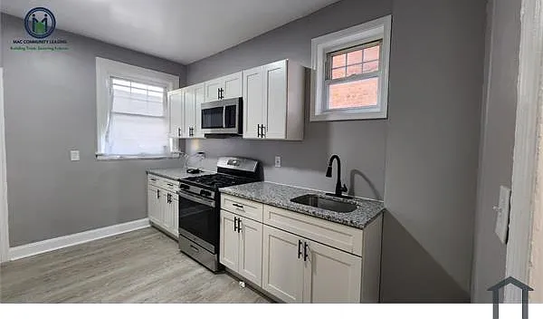 3 bed, $2,195 — Photo 4