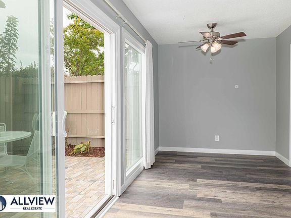 4th image of 1741 Tustin Ave #1-2A