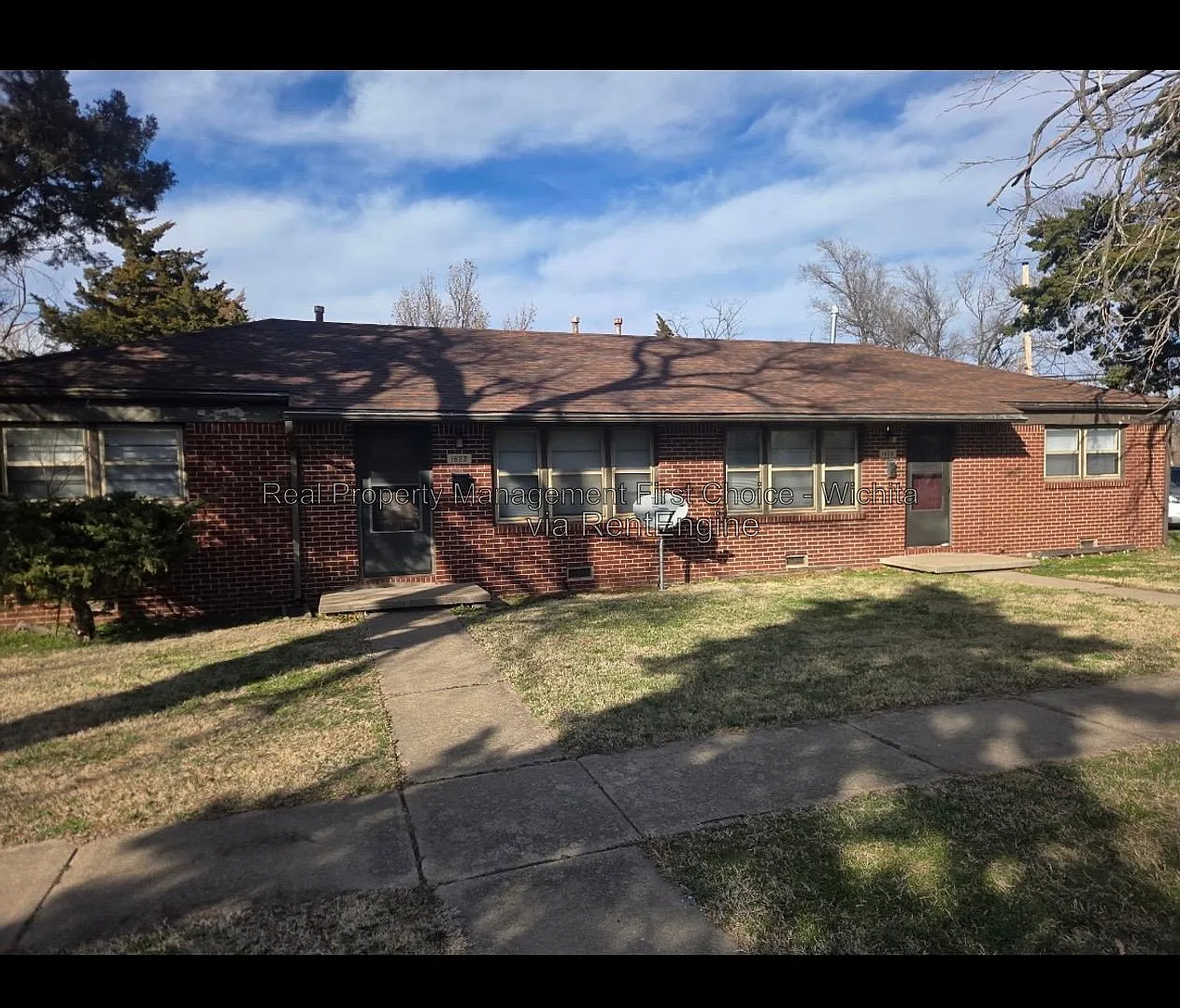 2 bed, 1.0 bath, 800 sqft, $700 — Photo 1
