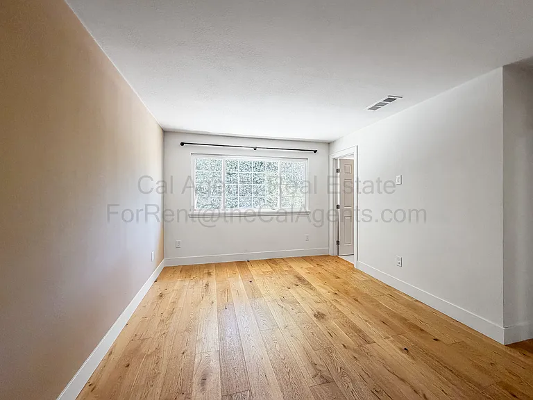 4207 Queen Anne Dr — Photo 13
