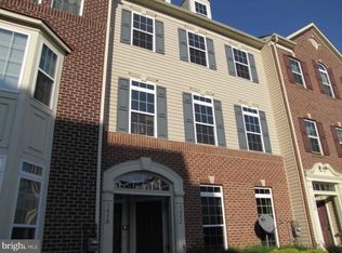 5626 Virginia Ln #32, Oxon Hill, MD 20745