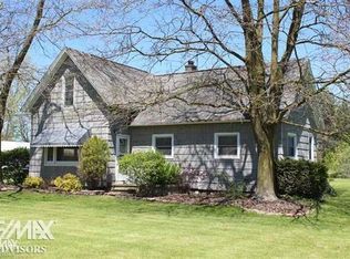 10176 Puttygut Rd, Casco, MI 48064