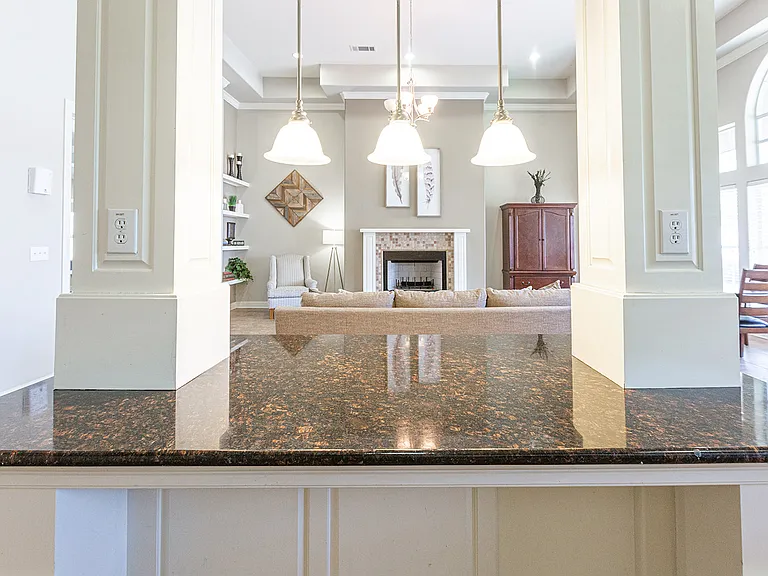 Town Square Apartments — Photo 9