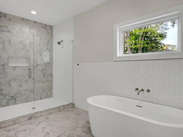 1442 Mercer Ave — Photo 19