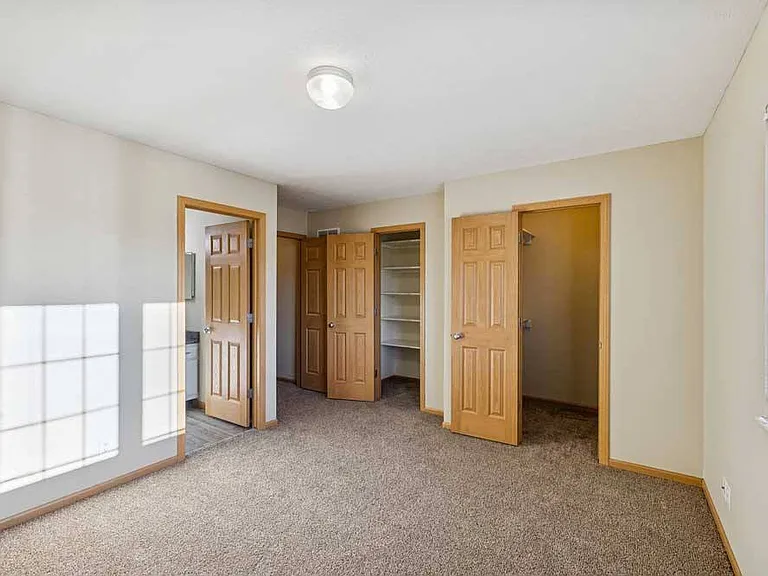 Cascade Pines Duplexes — Photo 90