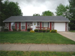 809 Plumwood Dr, New Carlisle, OH 45344