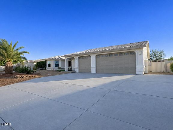 2nd image of 1410 Daniel Dr