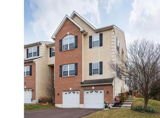 90 Stone Hill Dr, Pottstown, PA 19464