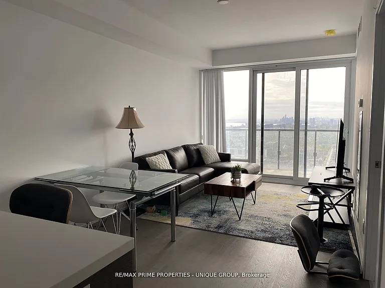 488 University Ave #3115 — Photo 7