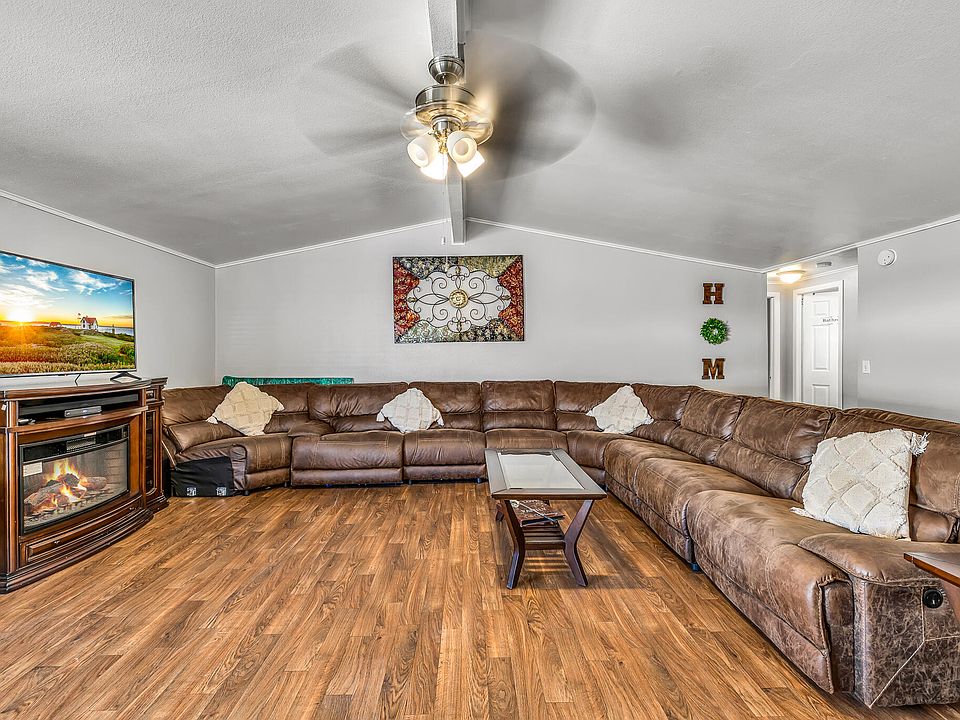 3300 15th St W Rosamond, CA, 93560 Apartments for Rent Zillow