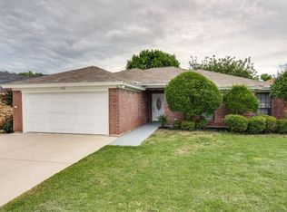 7754 Crossbow Ct, Watauga, TX 76148