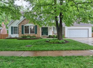 14948 Country Ridge Dr, Chesterfield, MO 63017