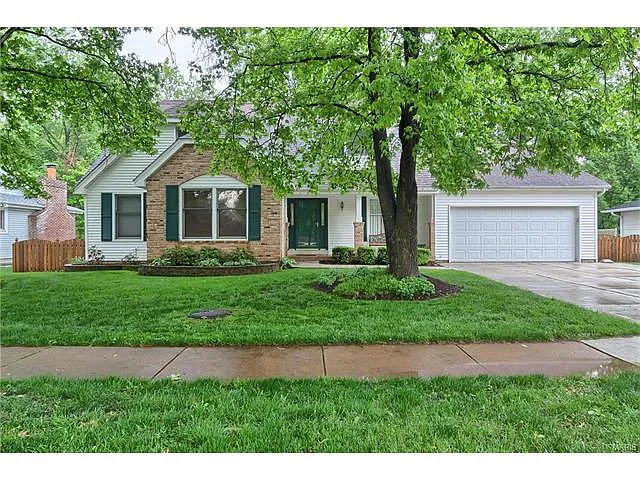 14948 Country Ridge Dr photo 1