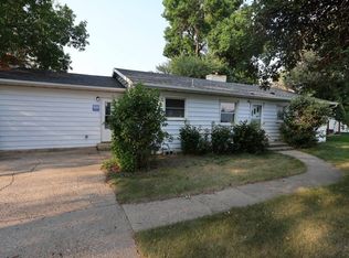 523 14th St SE, Sidney, MT 59270