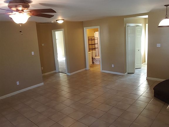 5th image of 108 Rayland St #A