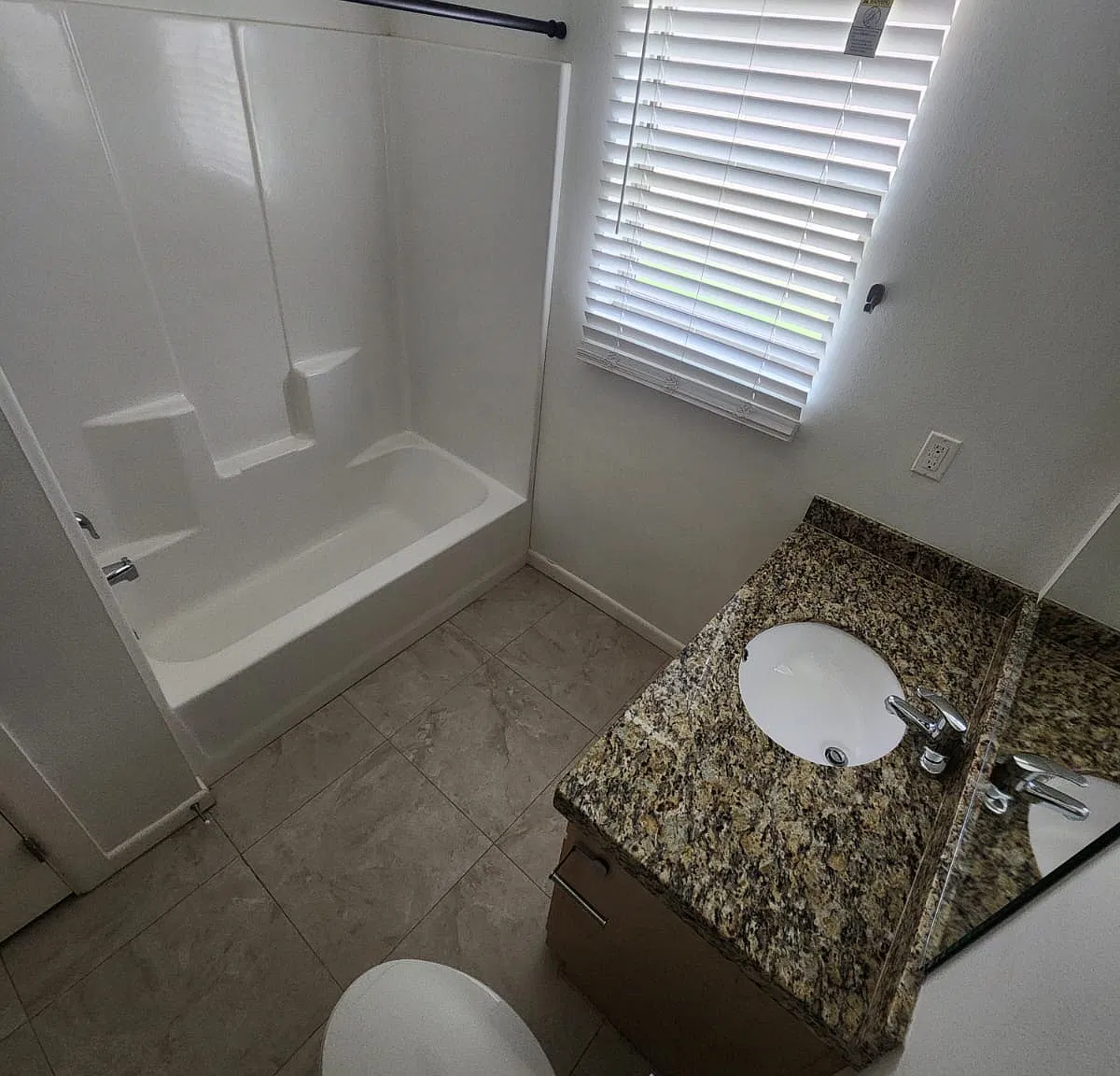 1 bed, $800 — Photo 2