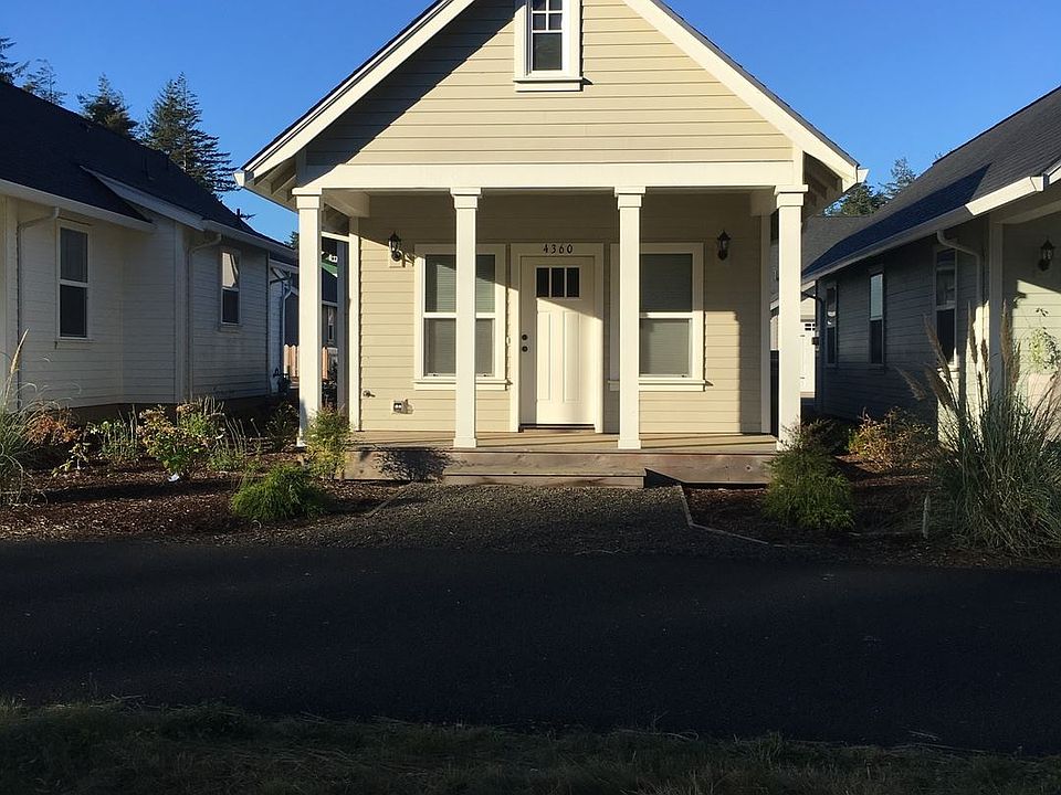 1st image of 4370 SE Harborton St