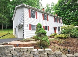 10 Briar Dr, Sussex, NJ 07461