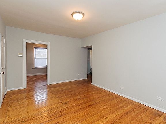 4th image of 1944.5 N Spaulding Ave #3B