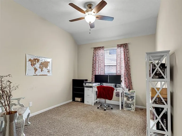 3058 Winterberry Ln — Photo 20