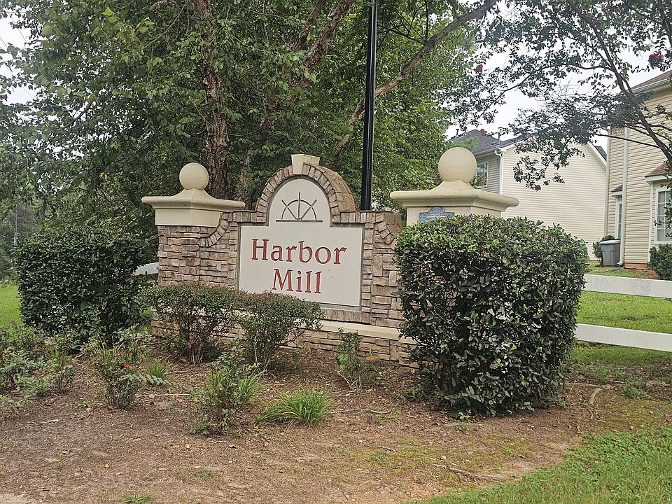 2nd image of 5690 Mill View Way