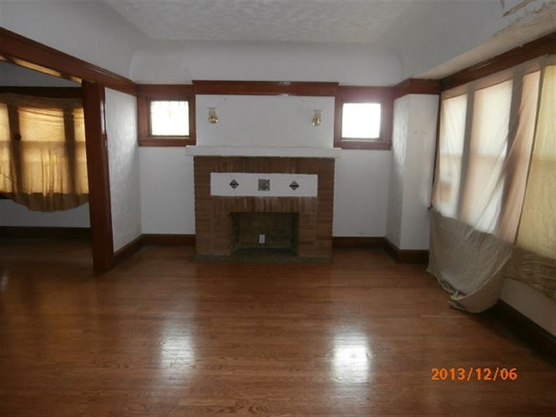 2nd image of 4748 N 41st St
