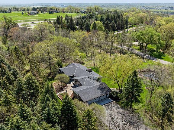 4th image of 770 Creekwood Dr