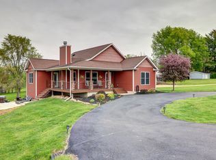 716 Harriet St, Dixon, IL 61021