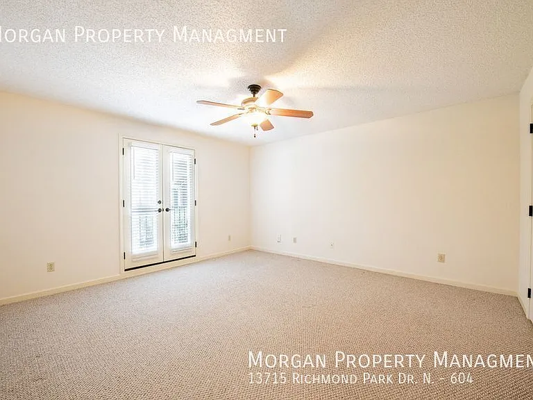 13715 Richmond Park Dr N #604 — Photo 22