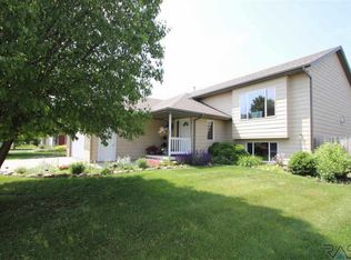 7616 W Leah St, Sioux Falls, SD 57106