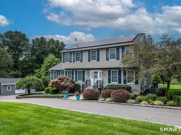 4 Ayrshire Drive, New Milford, CT 06776