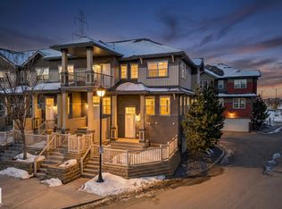 Grove Townhomes The, Edmonton, AB T6X 1V2