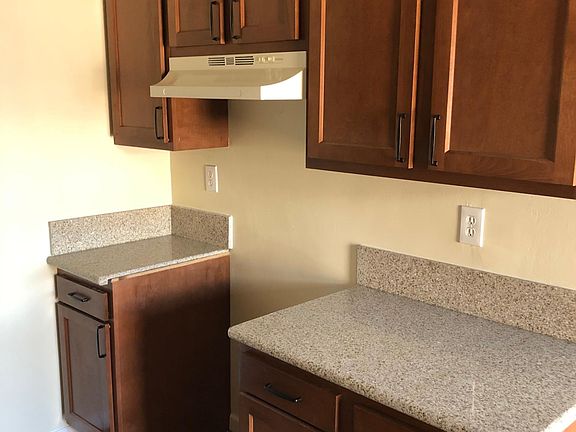4th image of 822 S Fir Ave APT 5