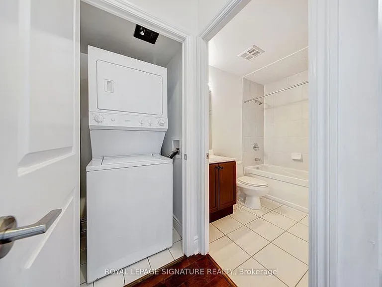 25 Earlington Ave — Photo 20