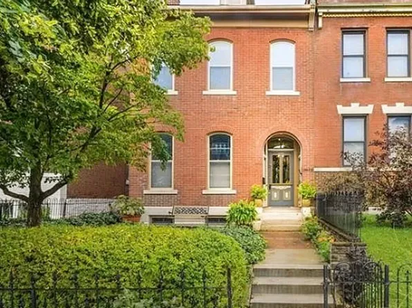 2012 Victor St, Saint Louis, MO 63104