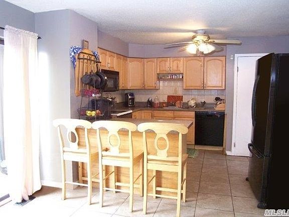 2nd image of 12 Union Ave