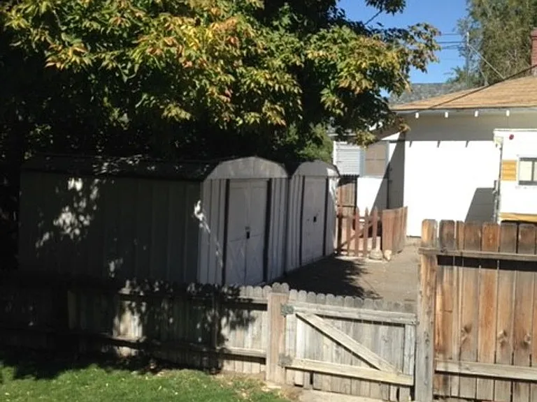 1100 E St — Photo 6