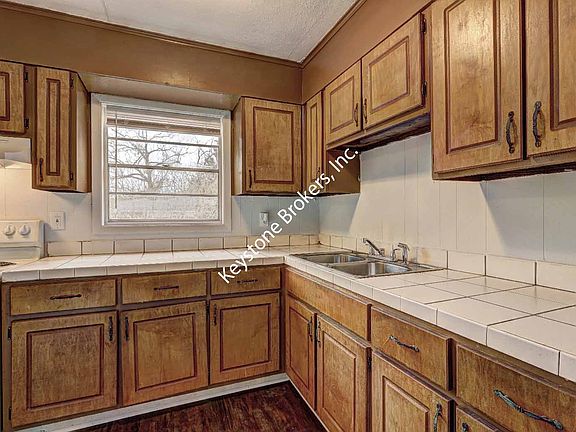 4th image of 7126 Green Acres Dr SW