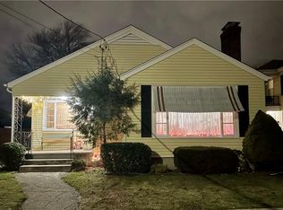 202 Norfolk Ave, Pawtucket, RI 02861