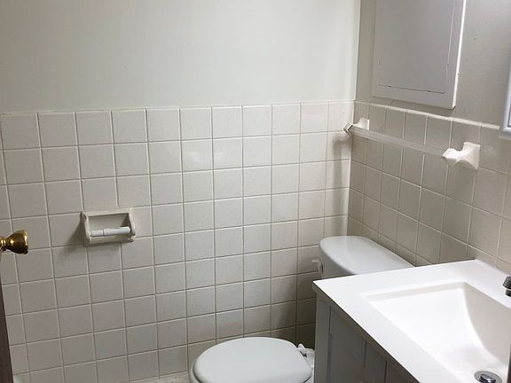 5th image of 1794 Western Ave APT 2