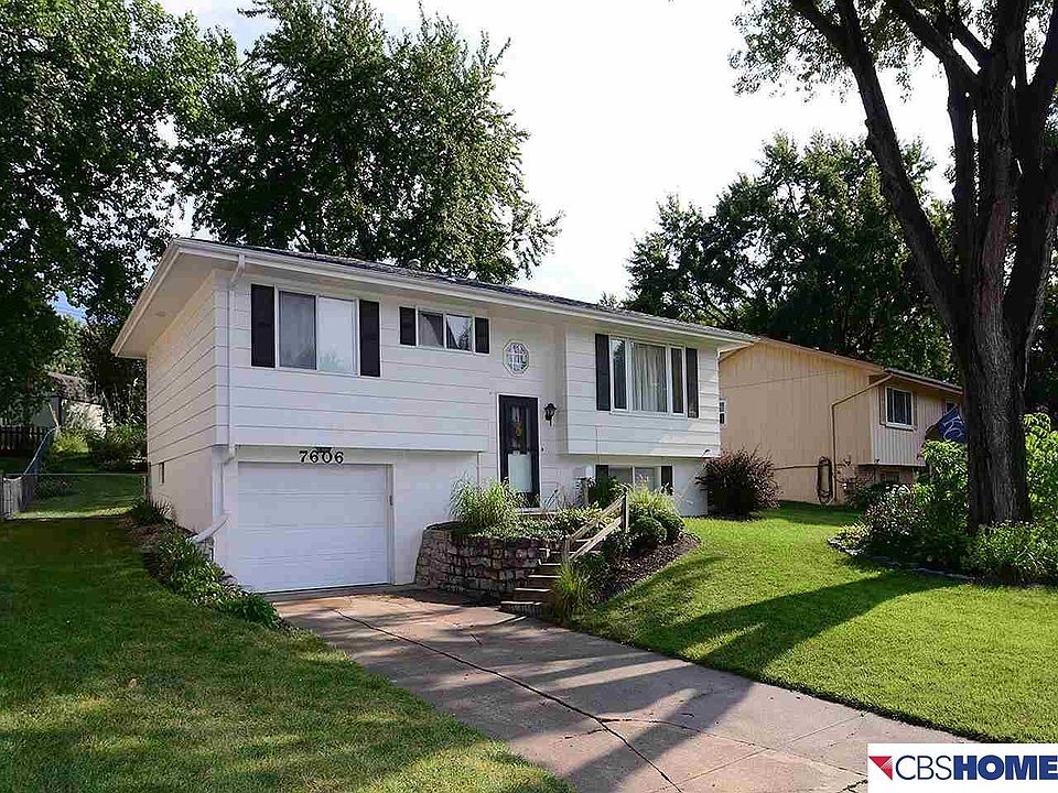 1st image of 7606 Teal St