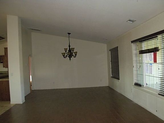5th image of 7044 Kourie Way