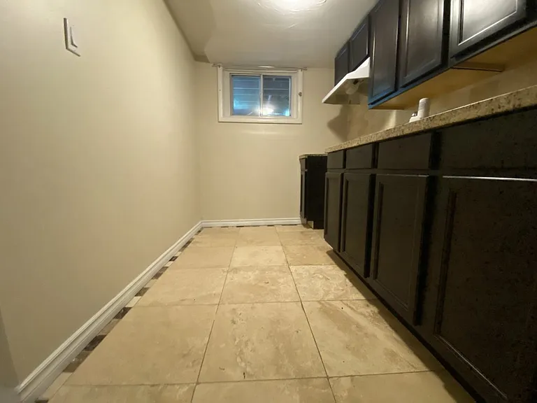 76 Eastwood Rd #X — Photo 24