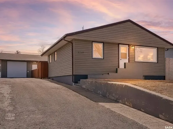 1239 Duffield STREET W, Moose Jaw, SK S6H 5K2