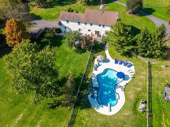 1505 Blue School Rd, Perkasie, PA 18944